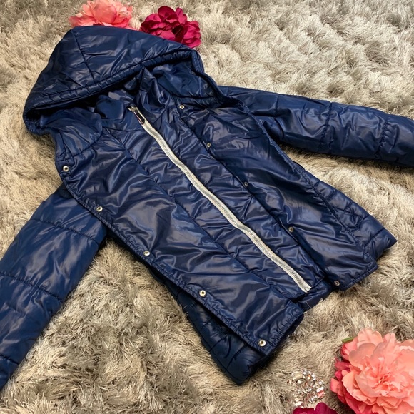 🌸HP❣️ Tommy Hilfiger Puffer Jacket Child M (8/10) - Picture 4 of 8